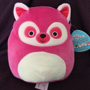 Squishmallows 8” Lucia the Lemur Plush NWT Squeeze and Cuddle Me